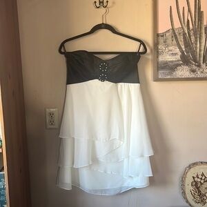 Jessica McClintock | Gunne Sax Black & White Strapless Dress Size 11 Y2K